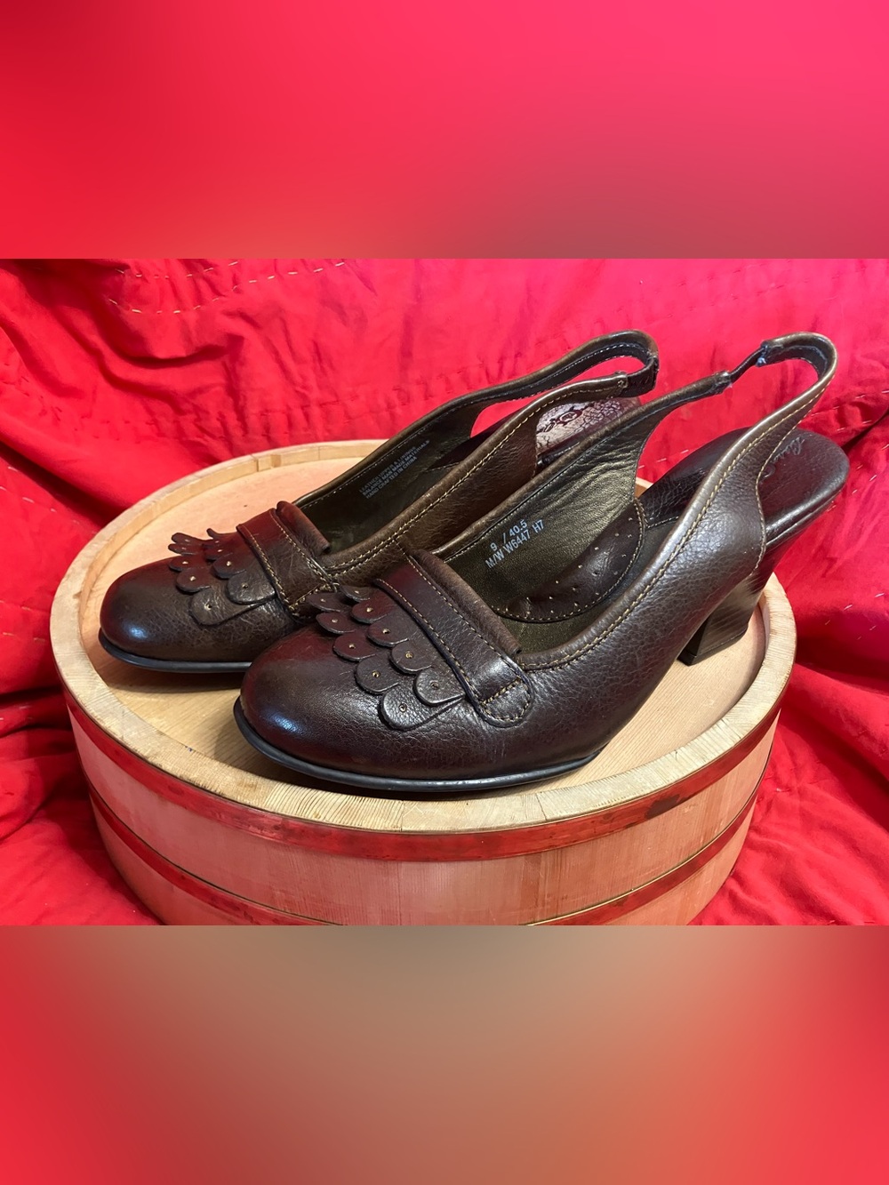 Born Sling Back Dark Brown Heels Kiltie Scalloped Fringe Size 9